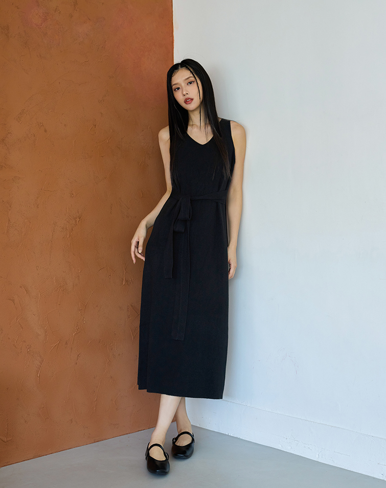 CHIC SIMPLE TIE-WAIST KNIT DRESS