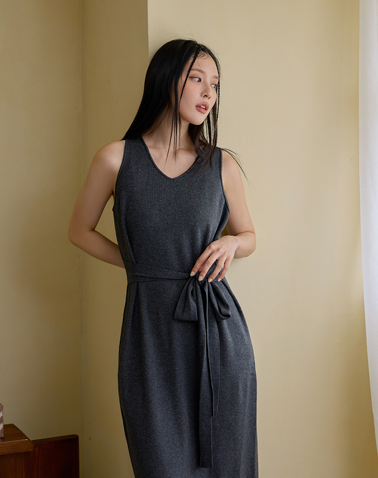 CHIC SIMPLE TIE-WAIST KNIT DRESS