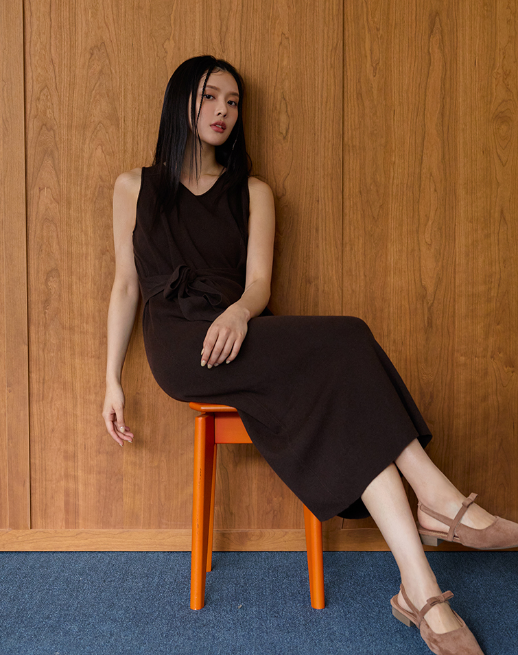 CHIC SIMPLE TIE-WAIST KNIT DRESS