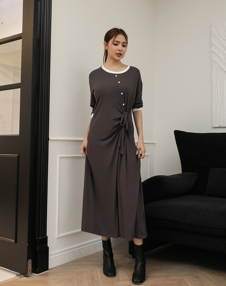 COLORBLOCK KNOTTED BUTTON MAXI DRESS