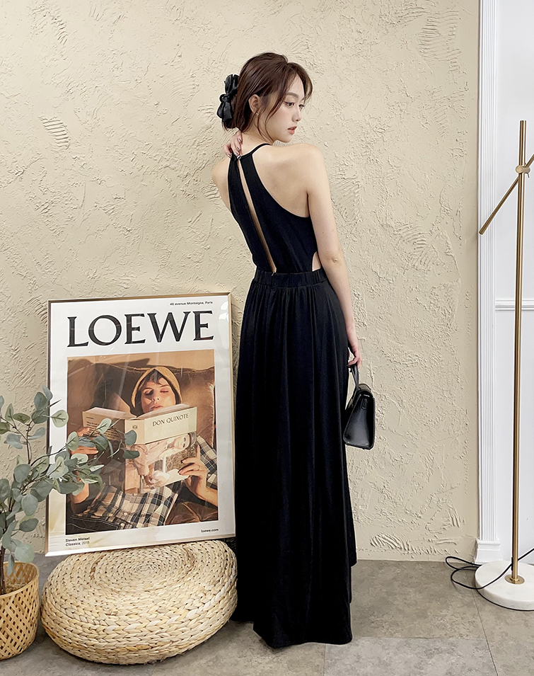 CHIC & SWEET HALTER CUT-OUT DRESS