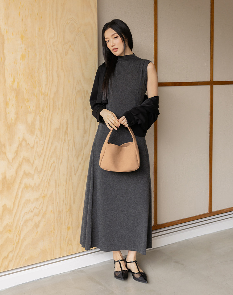 SOFT-TOUCH SLIMMING MAXI DRESS