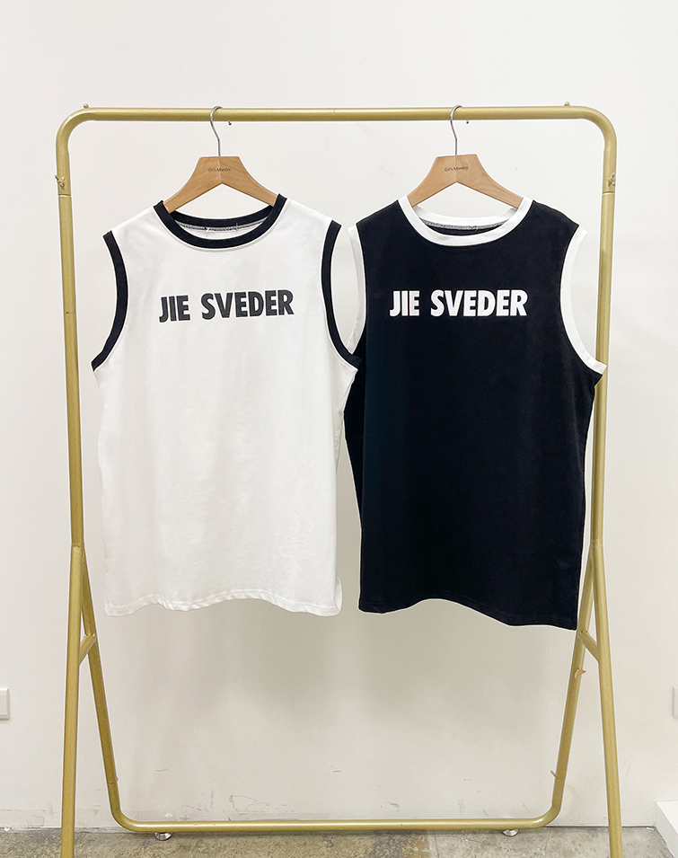 GRAPHIC LETTERING COLORBLOCK STREET DRESS