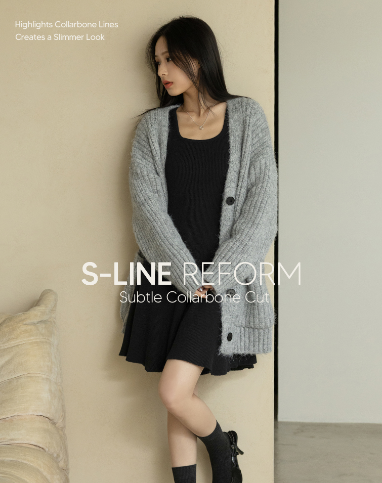 CURVE-FIT U-NECK DRESS