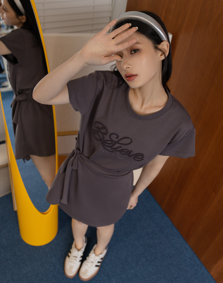 EMBOSSED LETTER AIRY COTTON WAIST DRESS