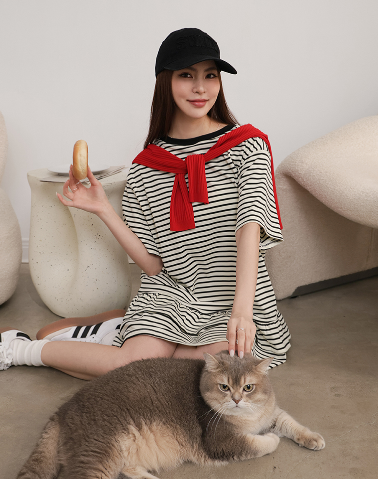 CONTRAST STRIPED FRILL MINI DRESS