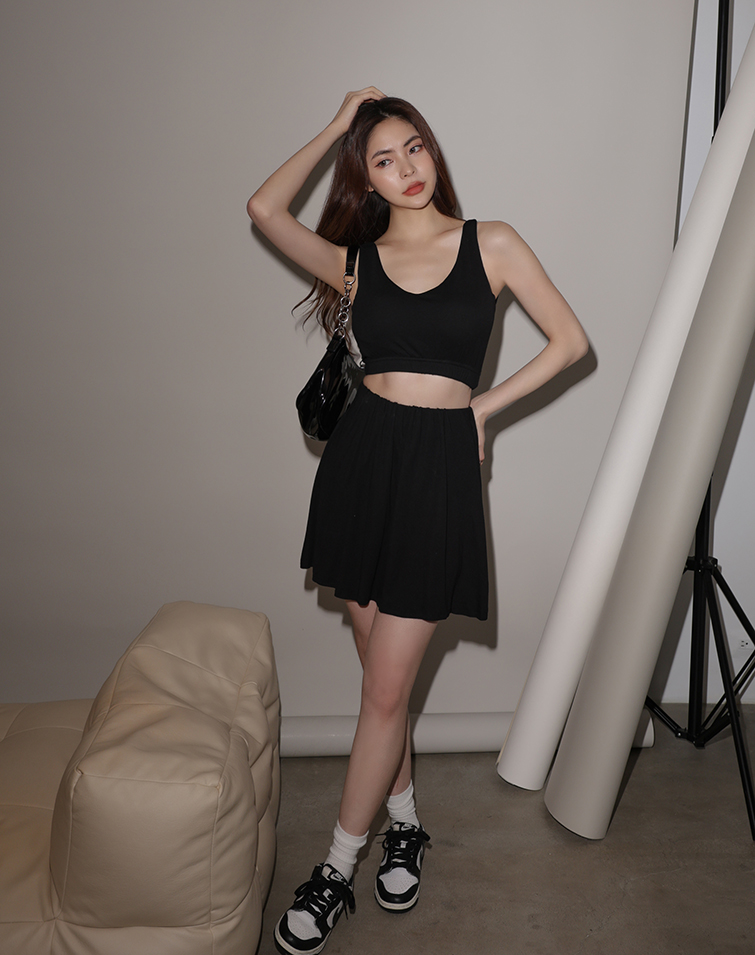 FITTED V-NECK VEST SET
