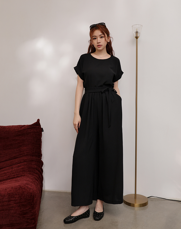 MINIMALIST SOLID COLOR CASUAL SET