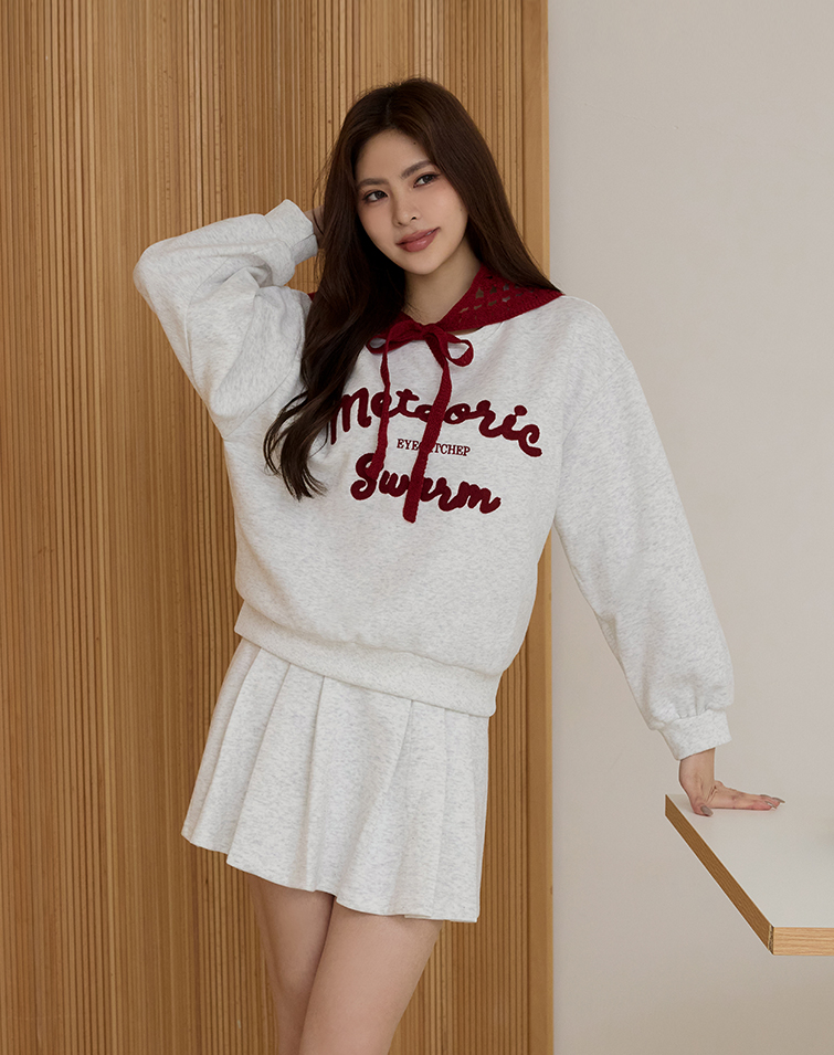 CHIC LETTER EMBROIDERY CAPE SET