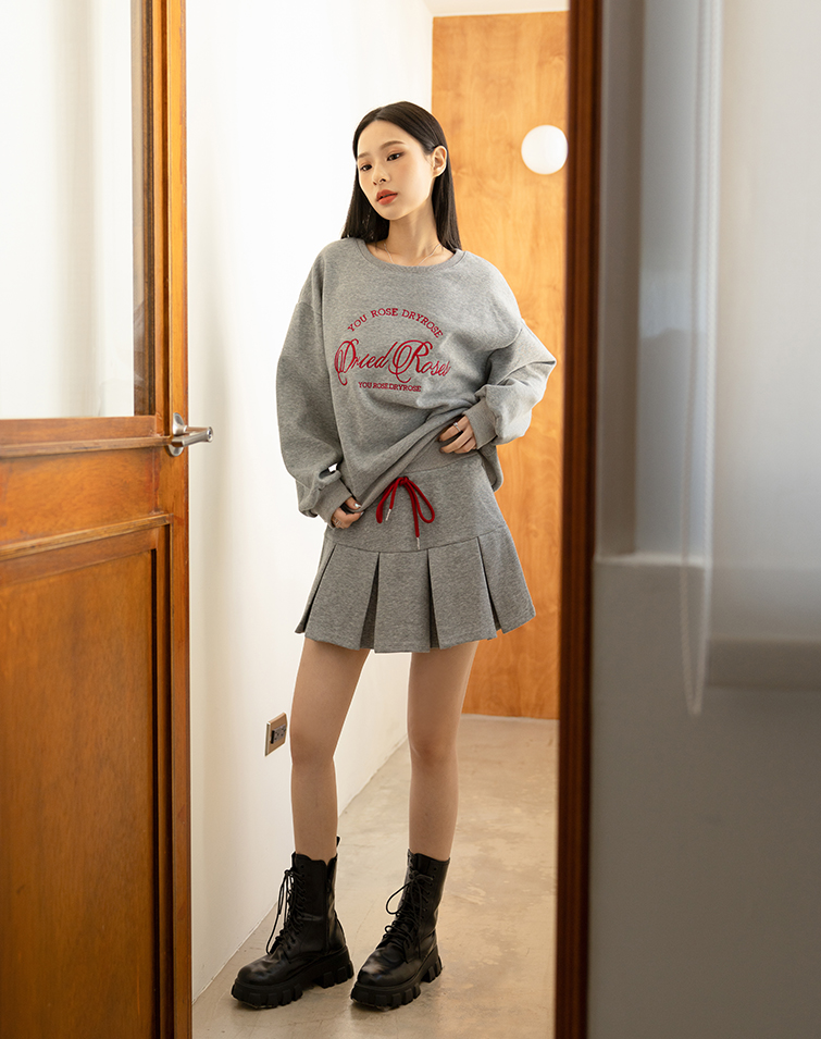 VIBRANT LETTER PRINT SKIRT SET