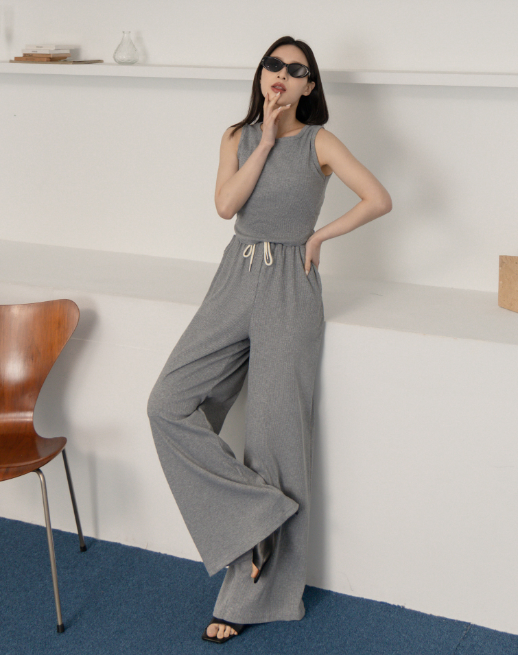 SOFT RIBBED LOUNGE SET