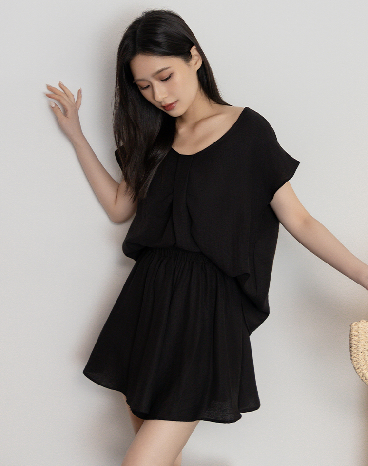 FINE-WOVEN LINEN SHORTS SET