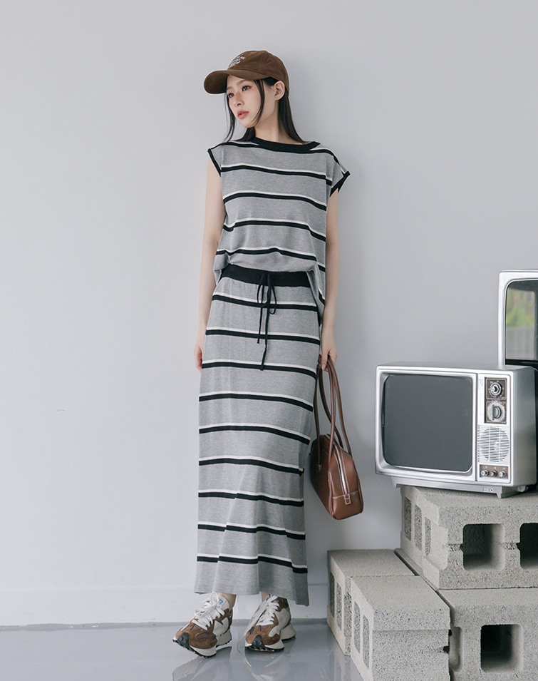 COOLING CONTRAST STRIPED SET
