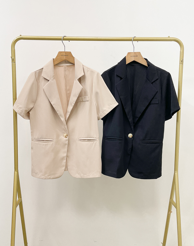 STRUCTURED SHORT-SLEEVE BLAZER