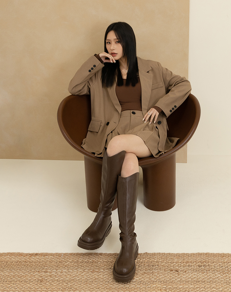TAILORED SLIM-FIT BLAZER SKIRT SET