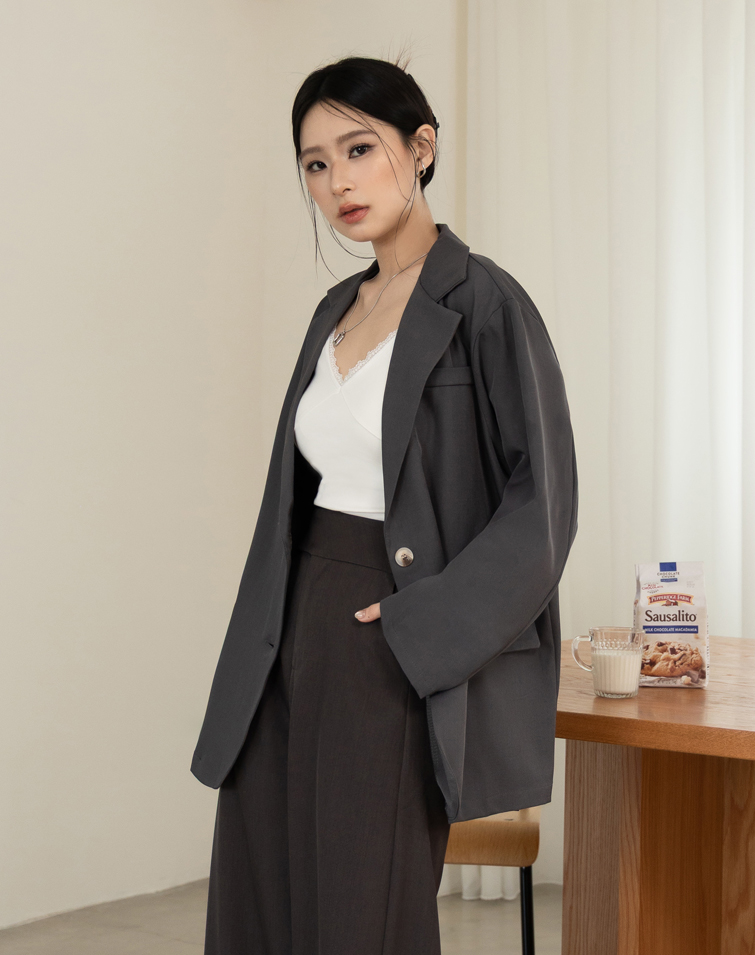 URBAN TAILORED LAPEL BLAZER