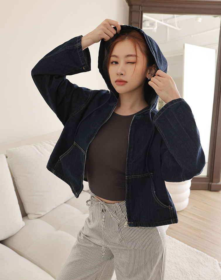 STREET STYLE DENIM HOODED JACKET WITH LARGE POCKETS