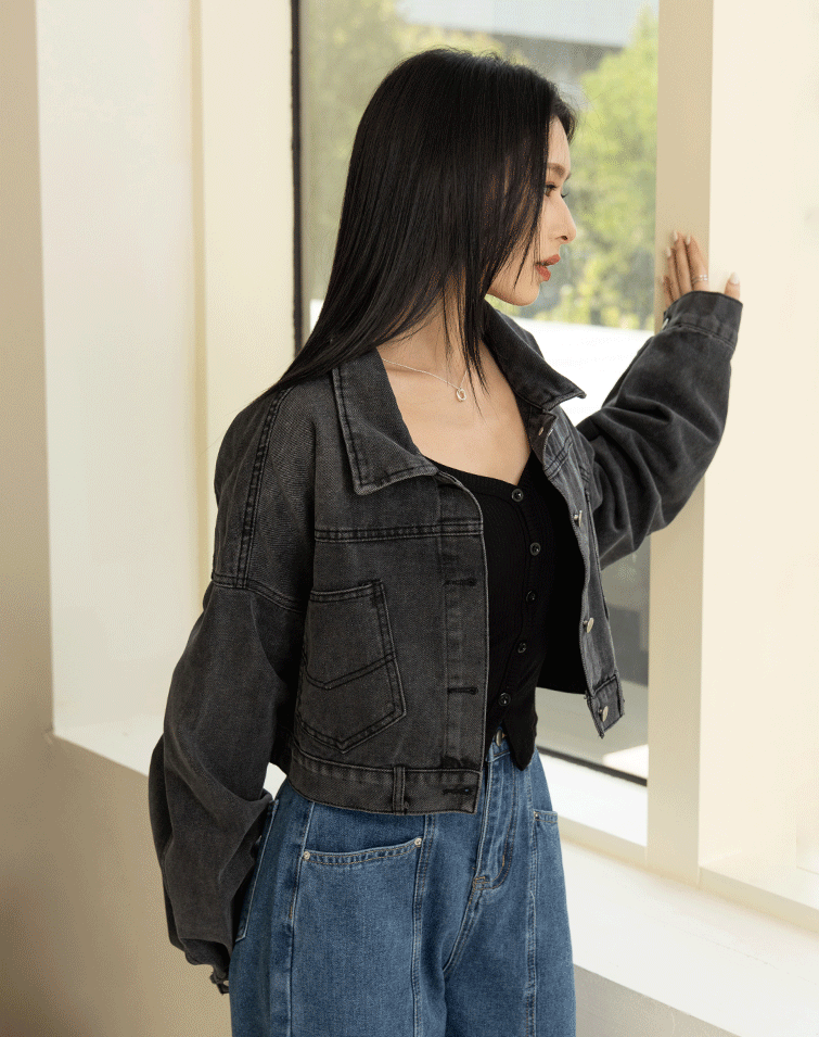 CLASSIC WASHED DENIM JACKET