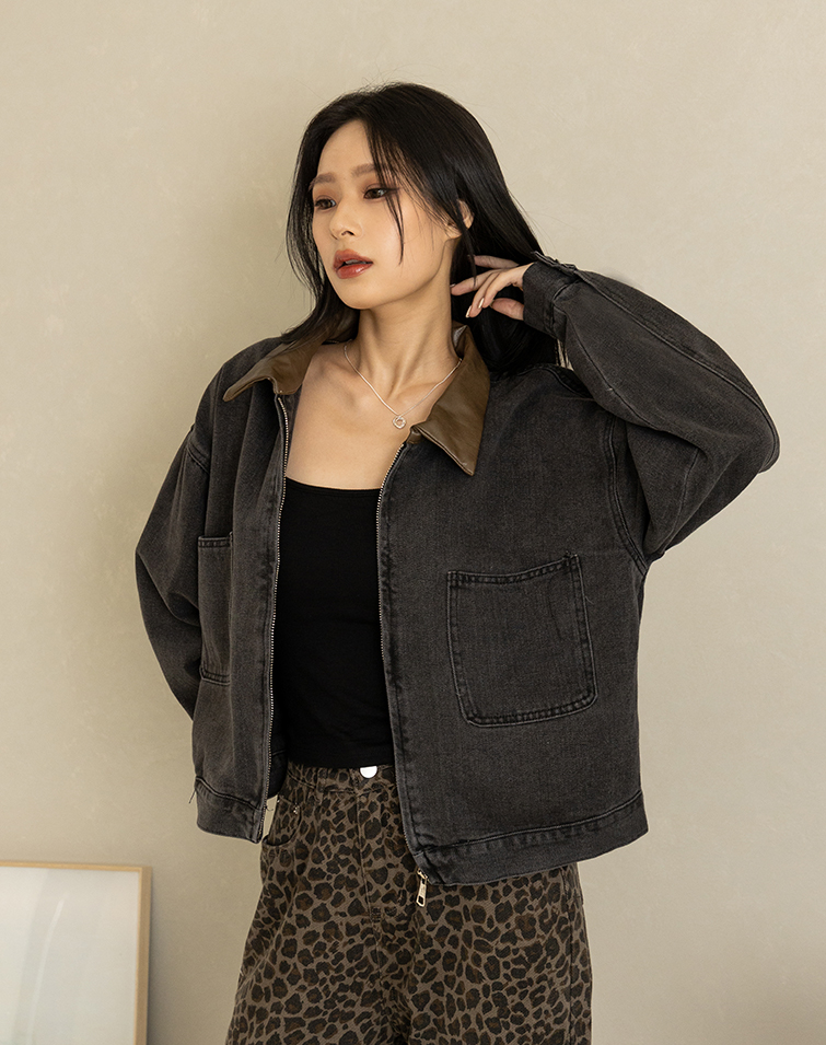 LEATHER COLLAR CONTRAST DENIM JACKET