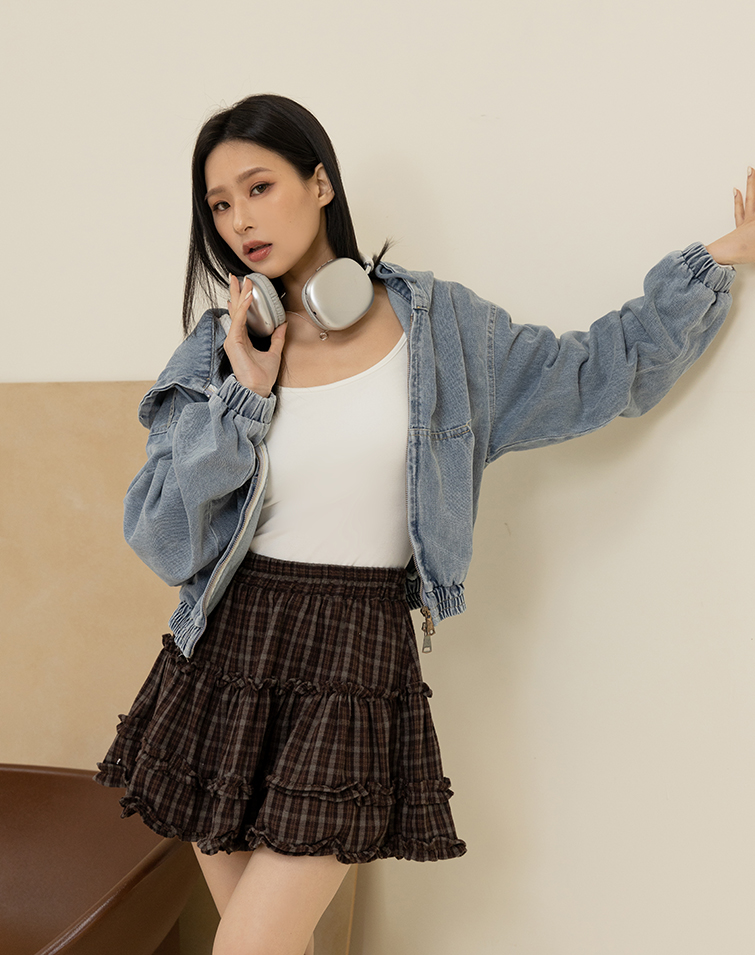 WASHED DRAWSTRING HOODED DENIM JACKET