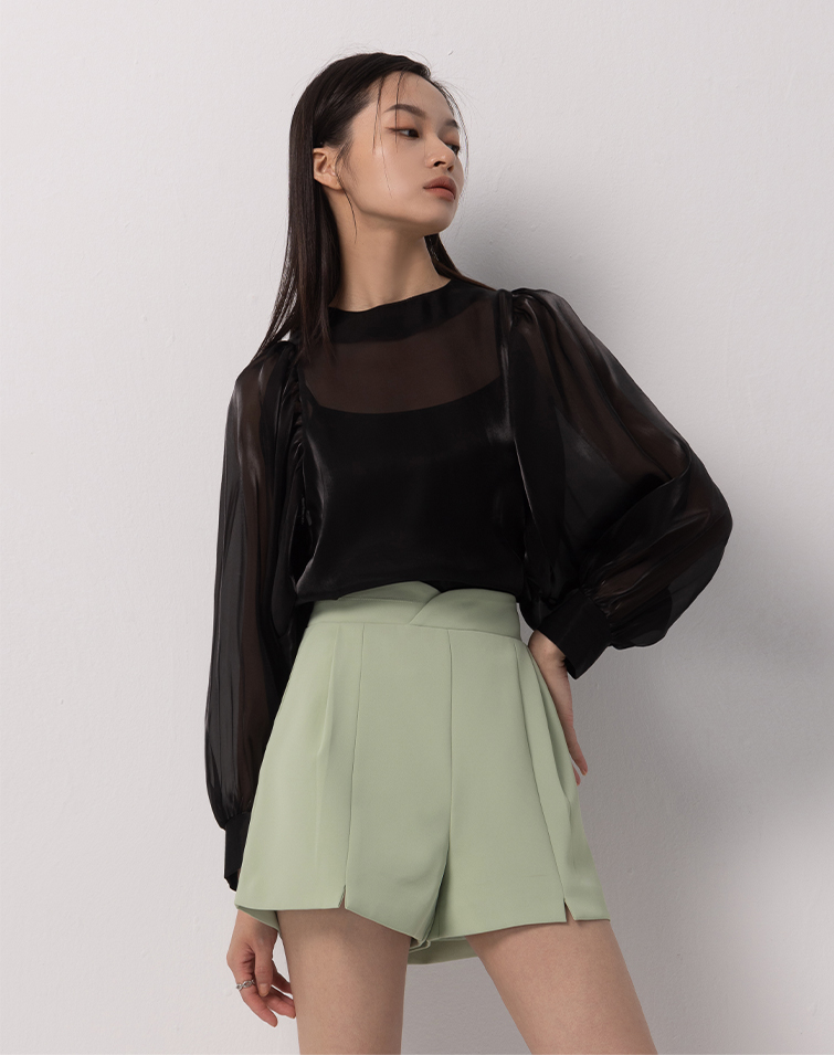 SILKY PUFFER SLEEVES TOP TWO PIECE SET