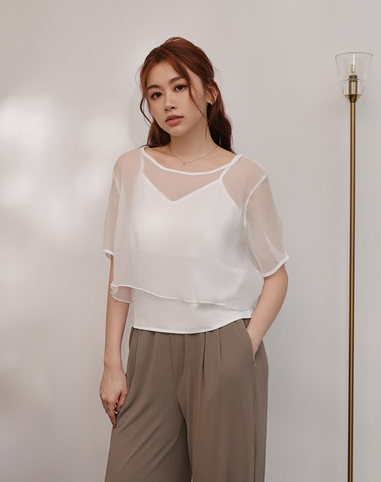 LAYERED TWO-PIECE SHORT-SLEEVE VEST