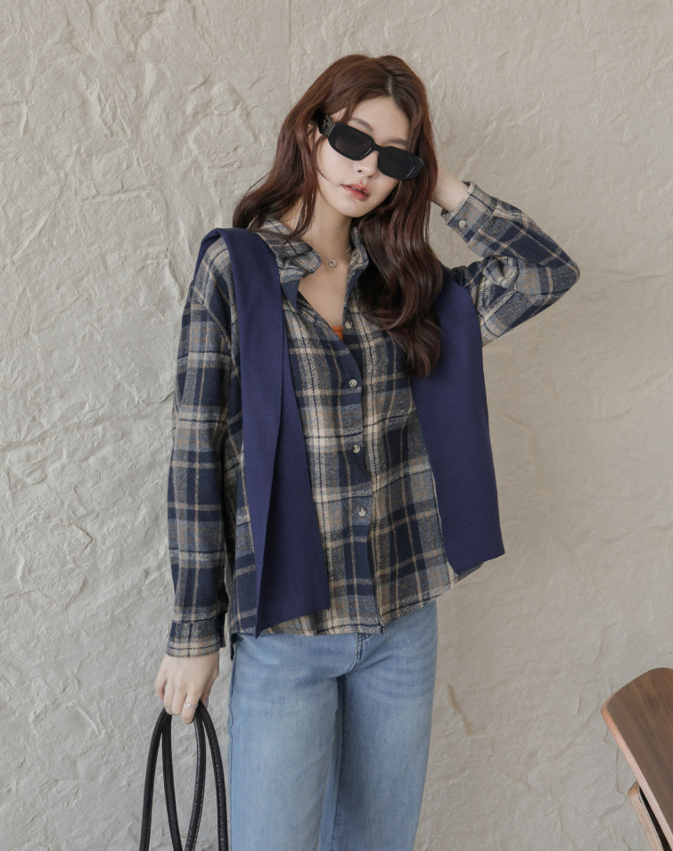 FLANNEL PLAID COLLAR SHIRT