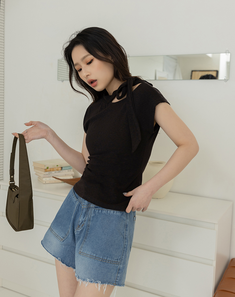 ASYMMETRICAL TIE SHORT-SLEEVE TOP