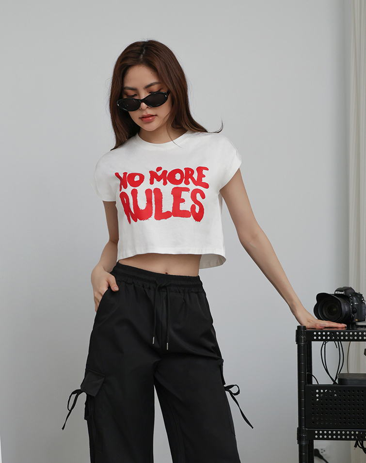 JUICE-COLORED ENGLISH LETTERS SHORT-SLEEVE T-SHIRT