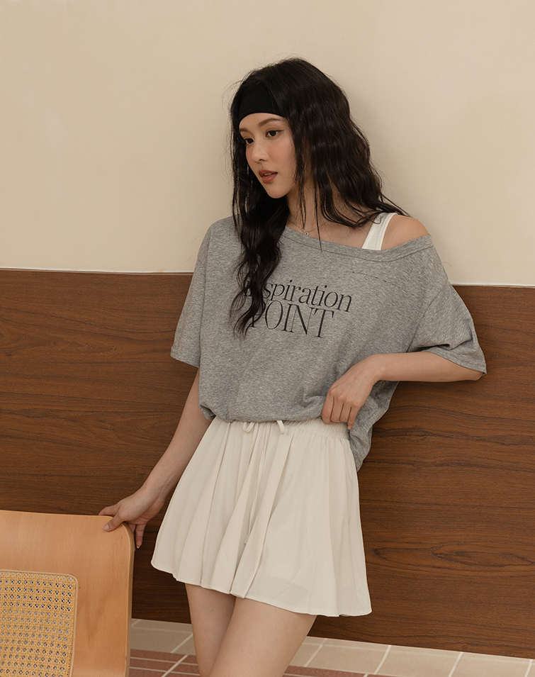 LAYERED DESIGN LETTERING TOP