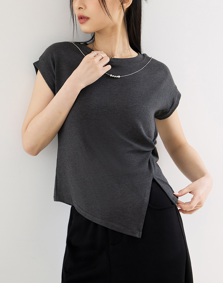 SIMPLE RUCHED SHORT SLEEVE TOP