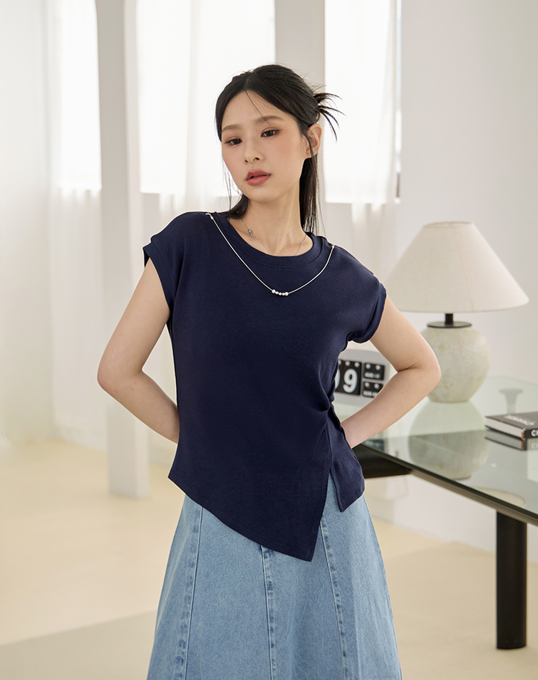 SIMPLE RUCHED SHORT SLEEVE TOP