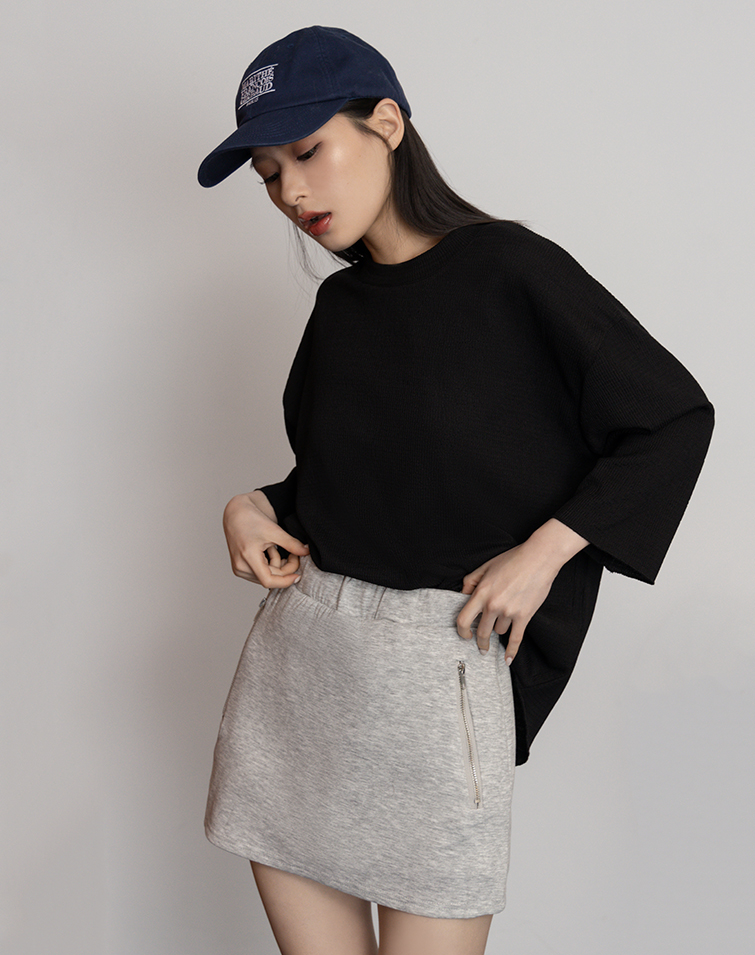 ELASTIC PUFFY CHECK MID-SLEEVE TOP