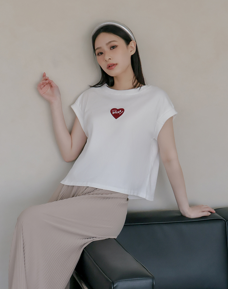 VELVET HEART CUFFED TEE