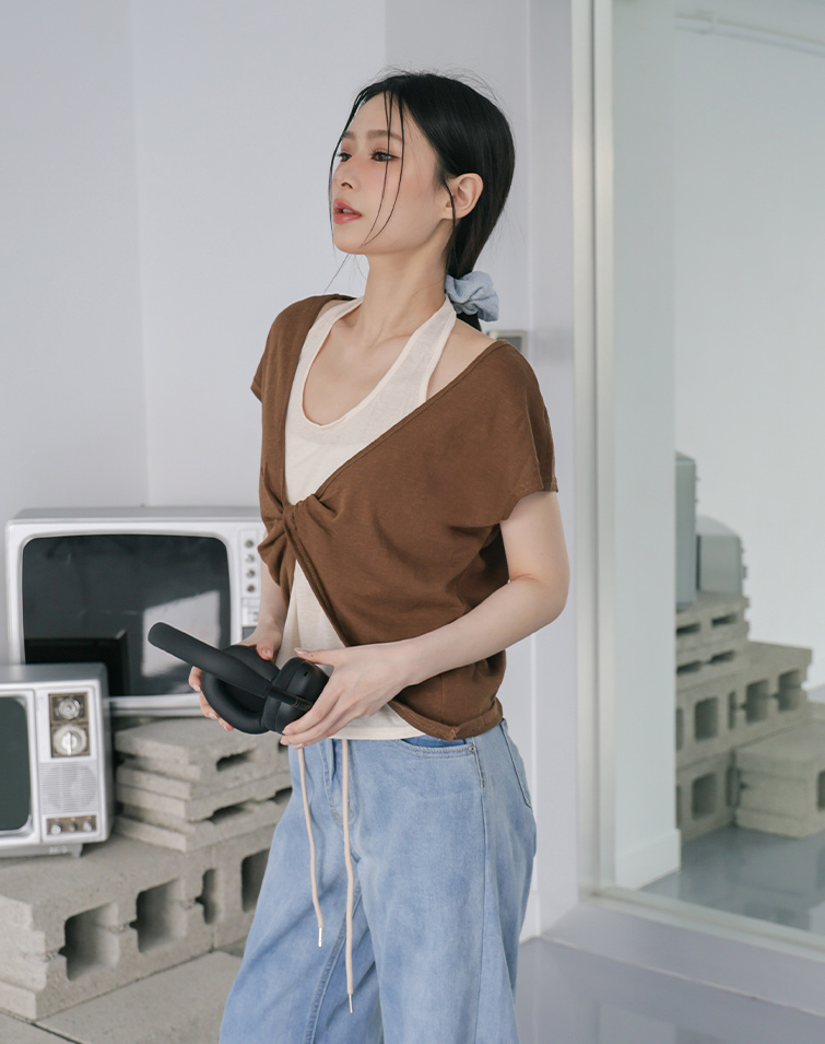 TWO-PIECE HALTER TWIST TEE