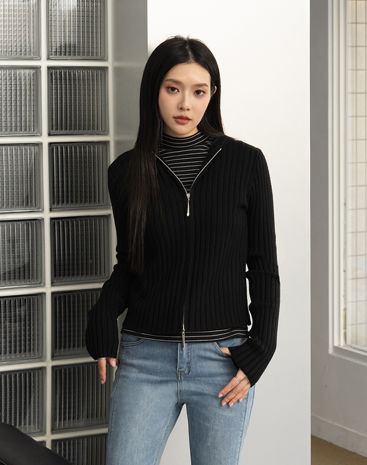 TEXTURED RIBBED HOODED JACKET