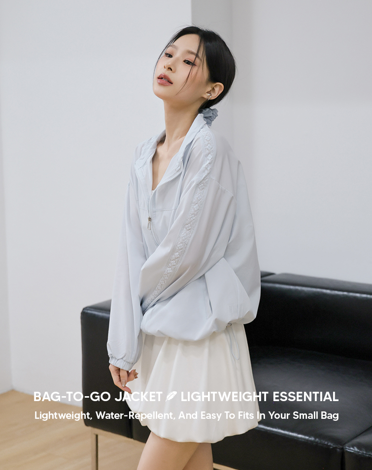 LIGHTWEIGHT LACE TRENCH
