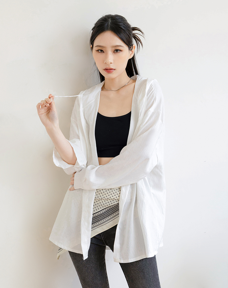 LIGHTWEIGHT SUN PROTECT HOODIE