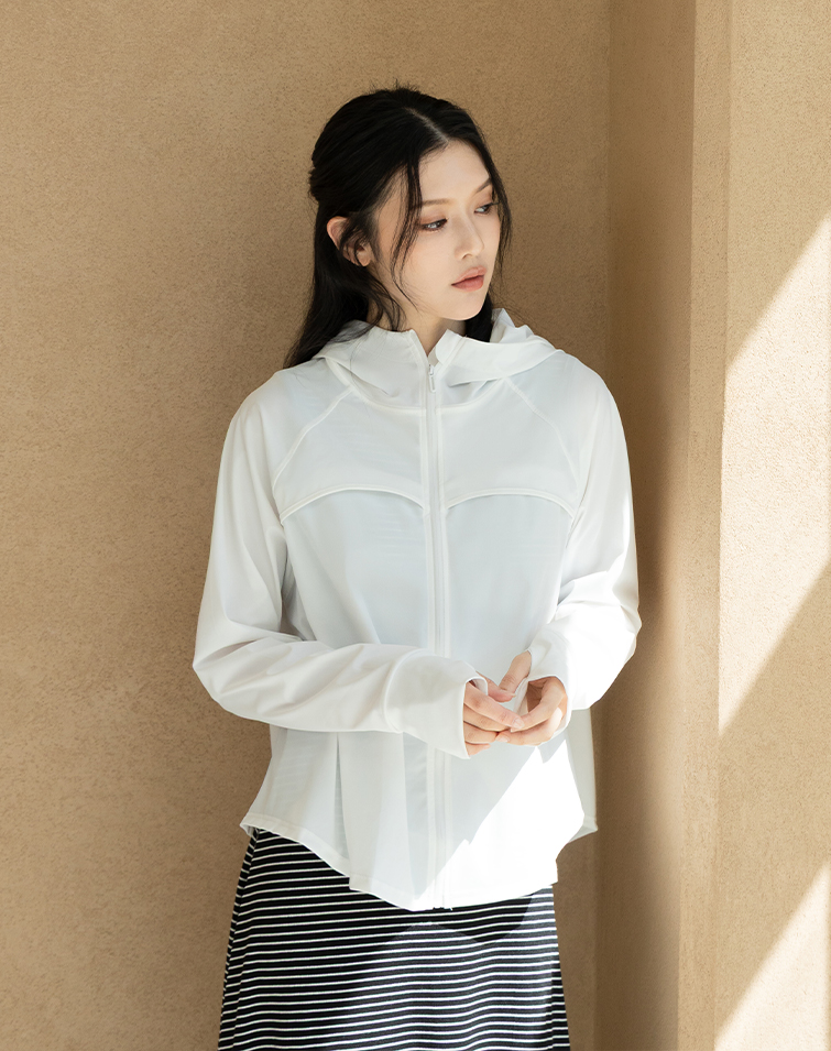 COOLING LIGHTWEIGHT HOODED JACKET