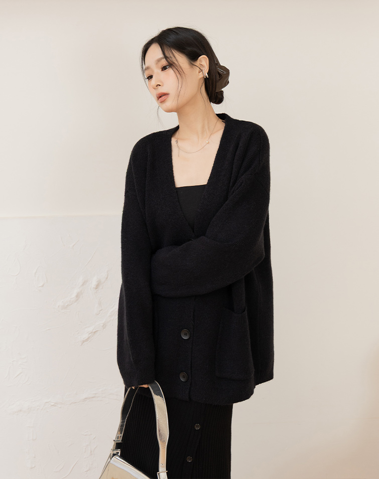Relaxed V-Neck Cashmere Cardigan