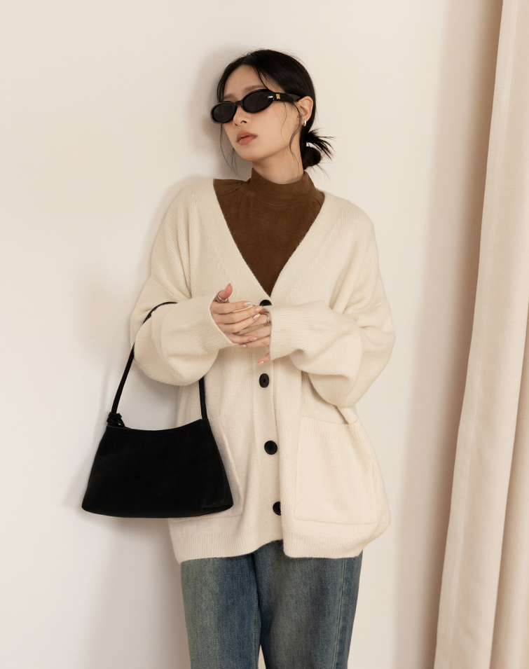 Relaxed V-Neck Cashmere Cardigan