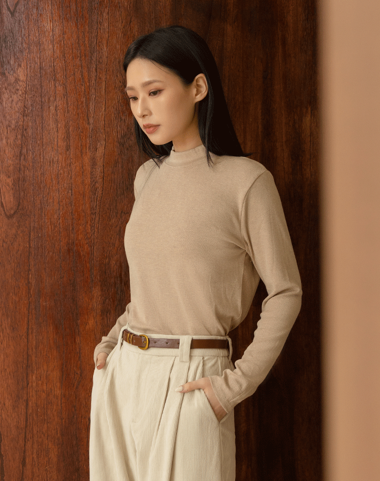 SOFT VERSATILE LONG-SLEEVE TOP