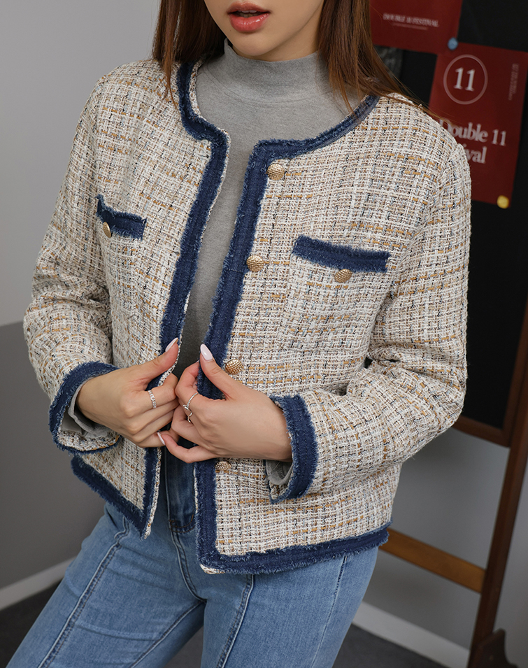 TWEED STYLE PEARL BUTTON JACKET