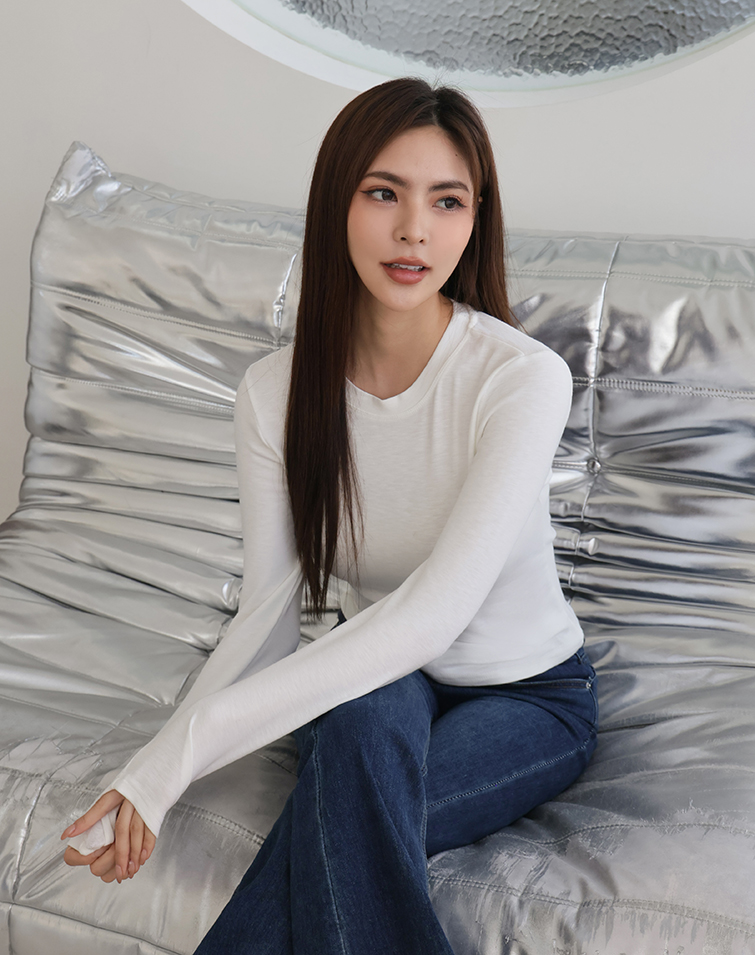 CLASSIC STRETCH KNIT TOP