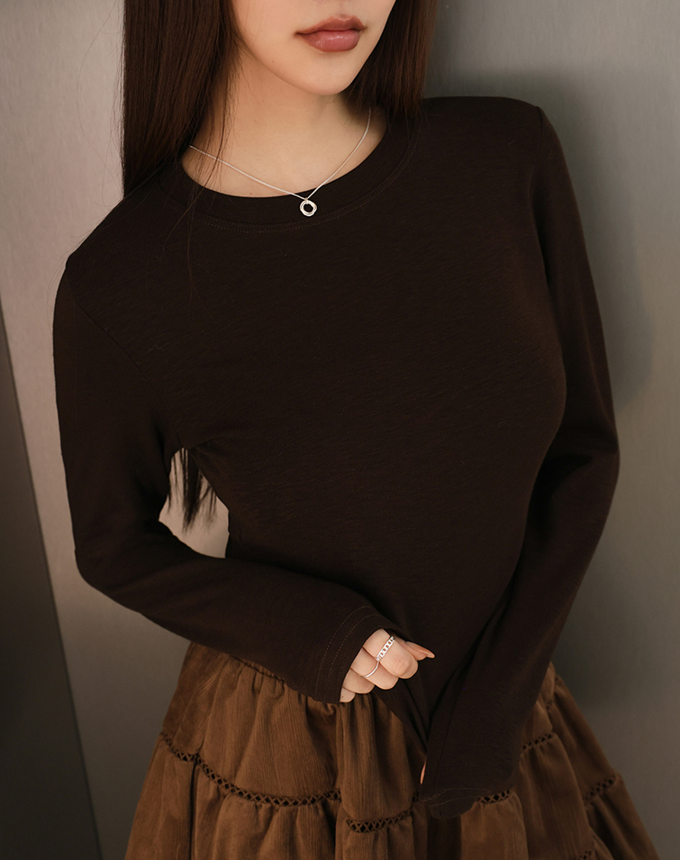 CLASSIC STRETCH KNIT TOP