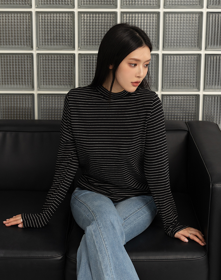 SOFT-KNIT HIGH-NECK STRIPED TOP