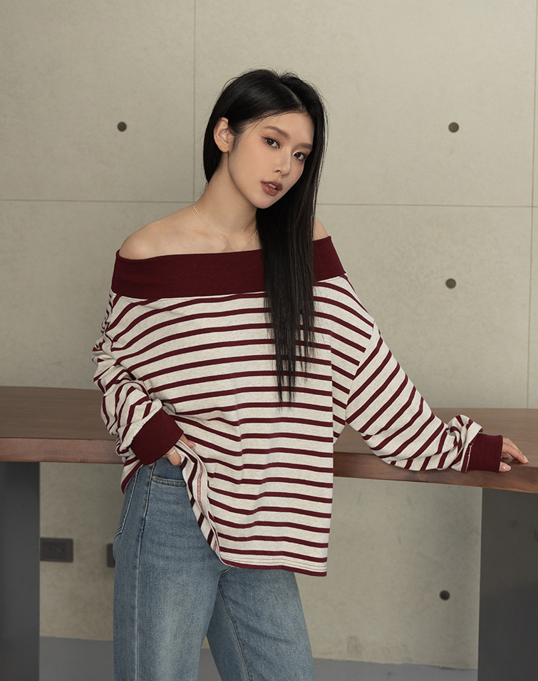 OFF-SHOULDER COLORBLOCK STRIPED TOP