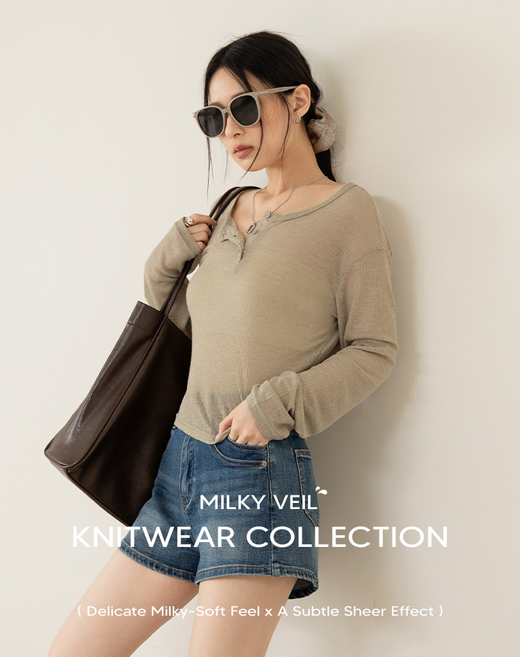 MIT MILKY-SOFT BUTTONED TOP