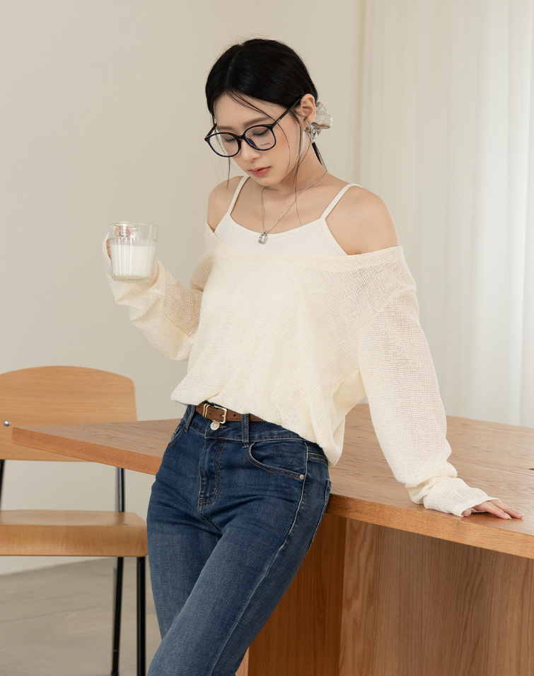 2-PIECE TEXTURED TOP