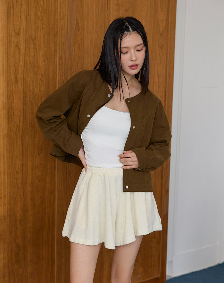 COMFORTABLE ELASTIC WAIST SHORTS